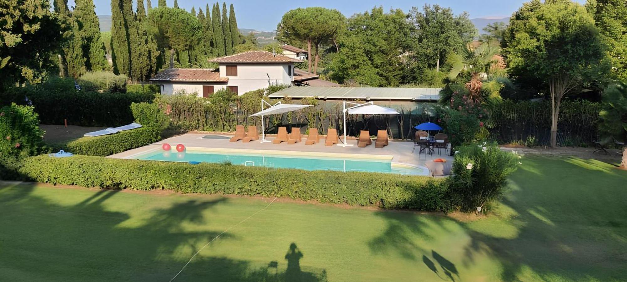Отель Relais Parco Dei Cavalieri Assisi Петриньяно Экстерьер фото