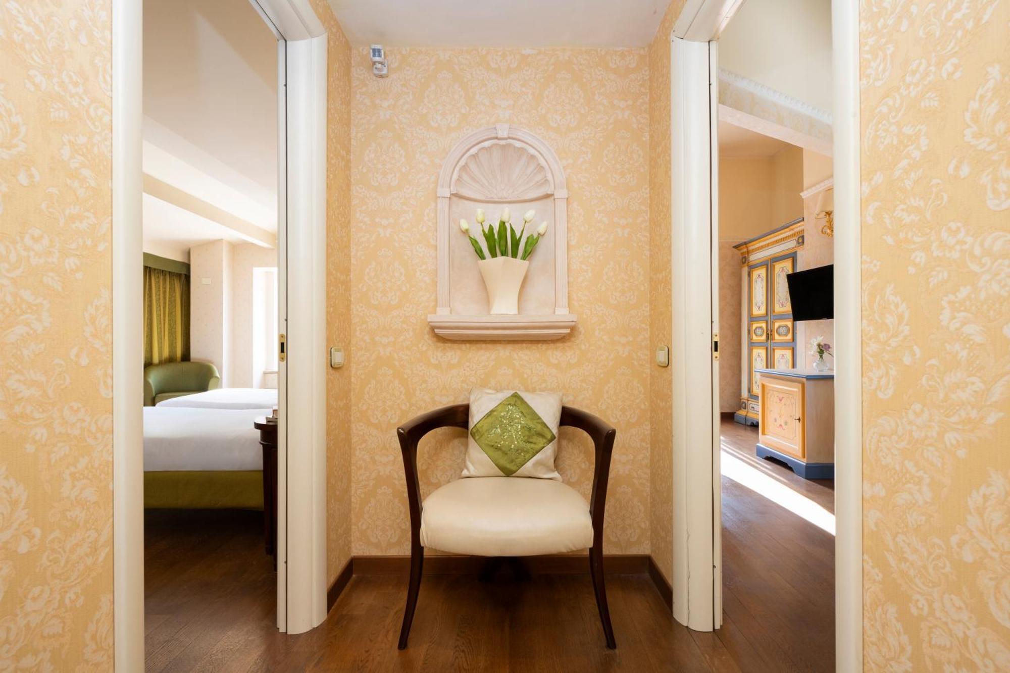 Отель Relais Parco Dei Cavalieri Assisi Петриньяно Экстерьер фото